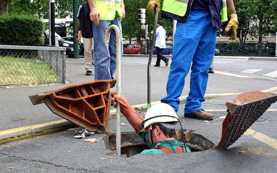 comment déboucher une canalisation Paris 4